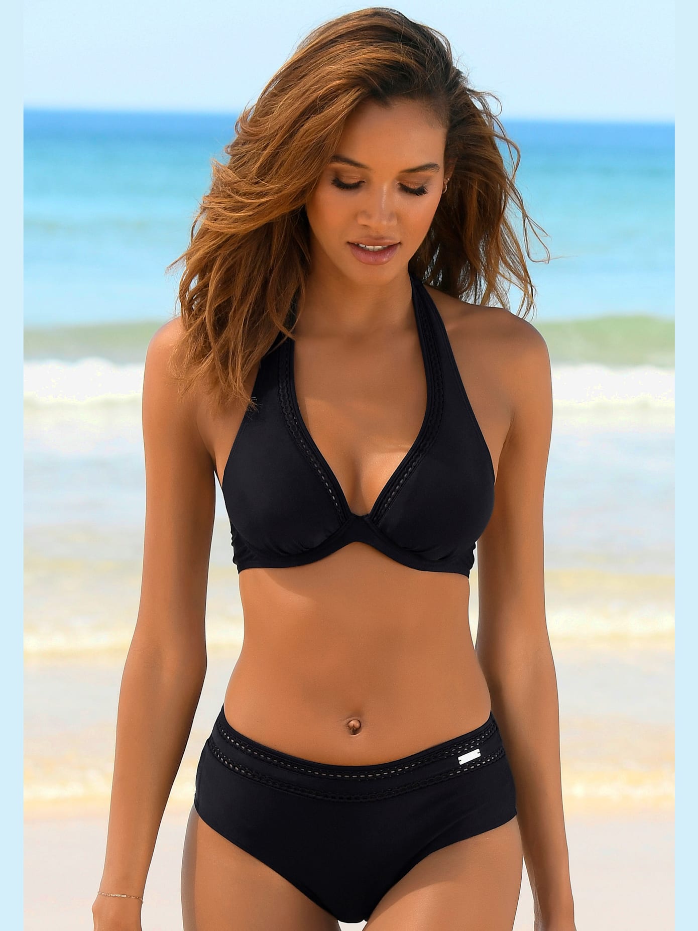 Maillot de bain à armatures bordure ajourée tendance