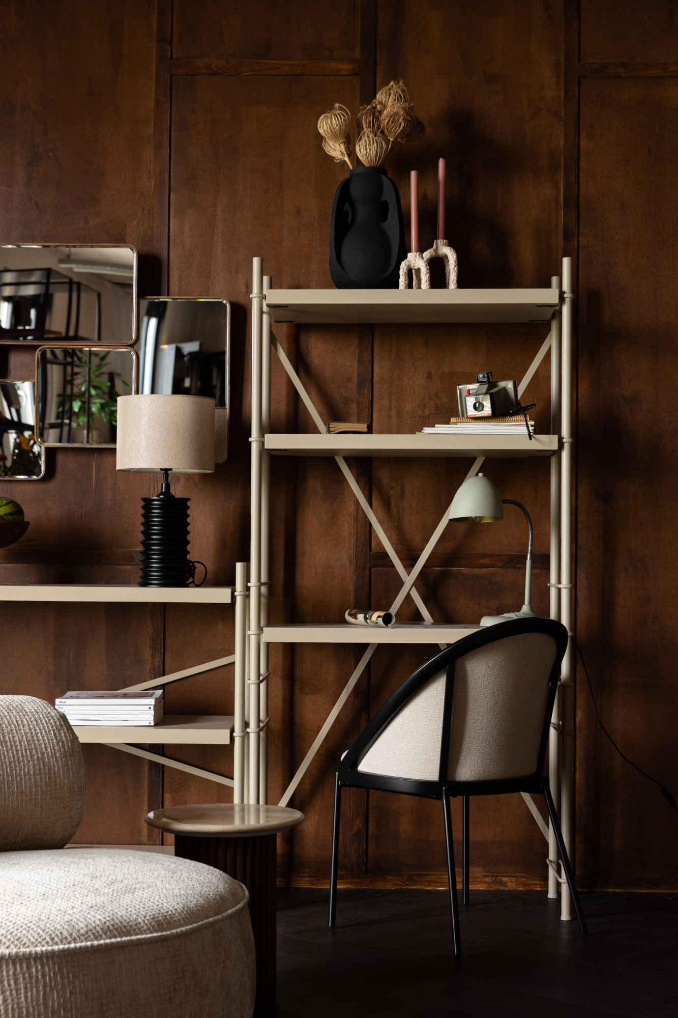 Wandkast Iron beige hoog