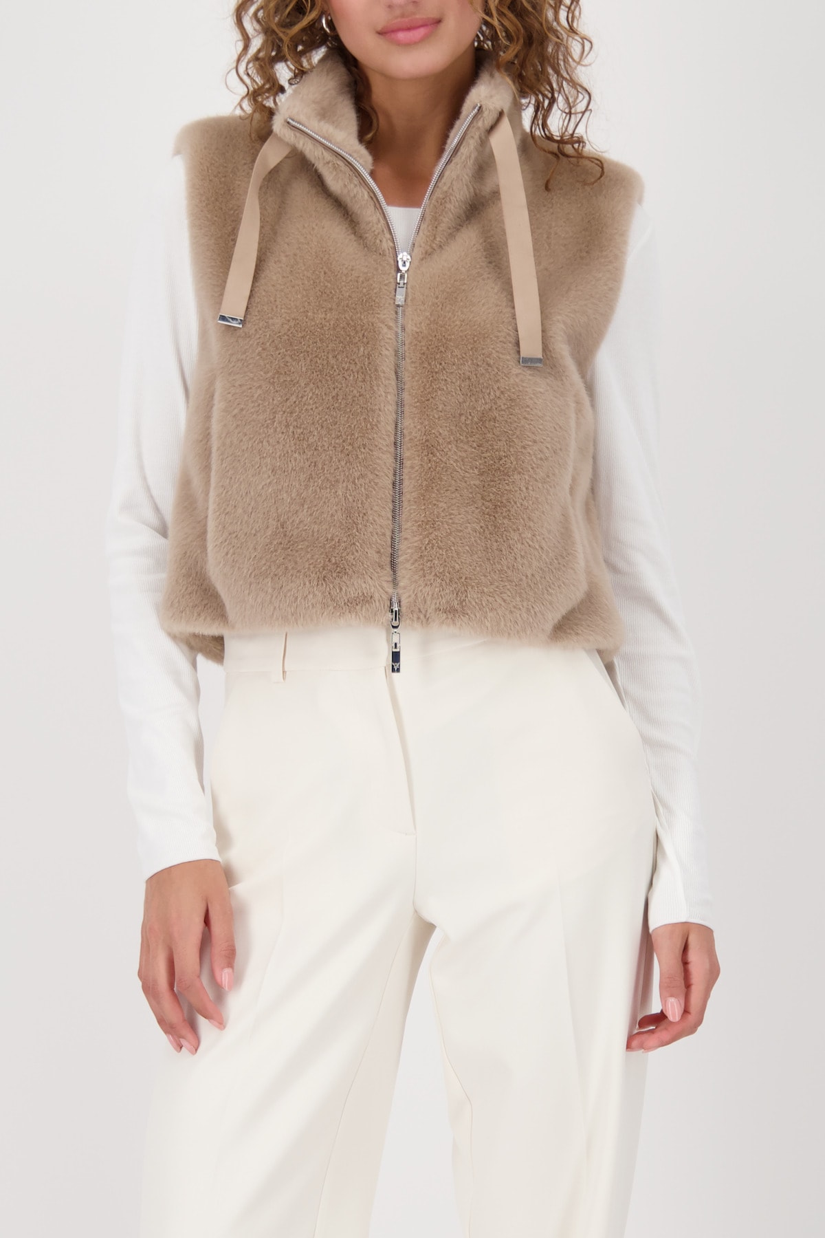 Monari Fellimitatweste »Weste fake fur«, Regular fit mit Rundhalsausschnitt