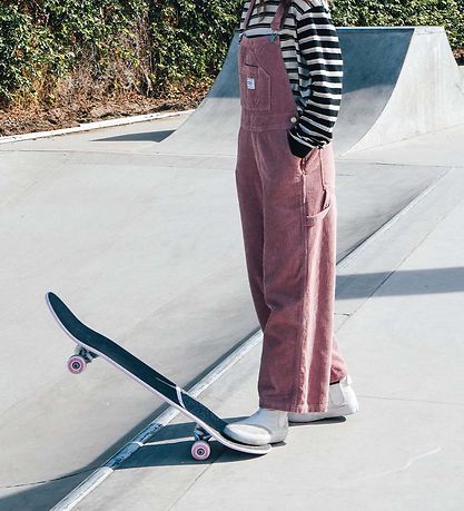 Impala Skateboard - Kosmos - 8.25 ' - Pink