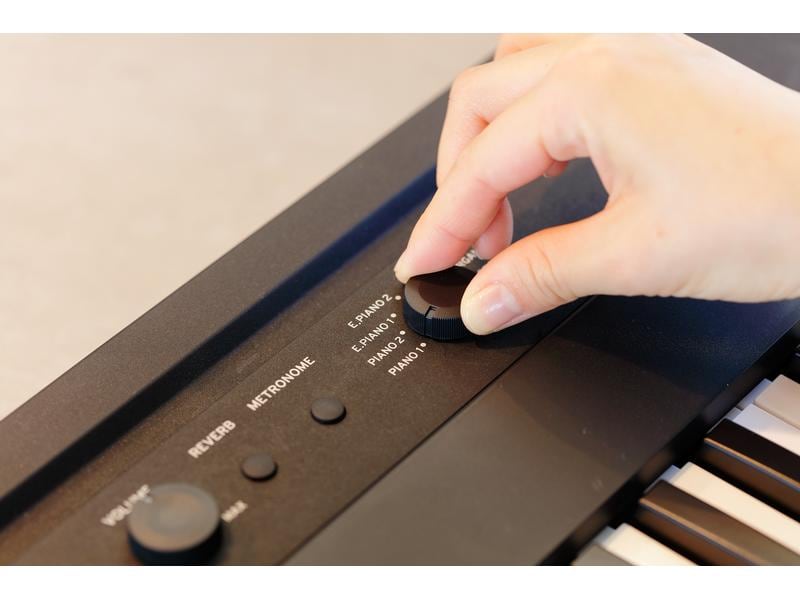 Korg E-Piano Liano – Schwarz Digitalpiano in schlankem Design für Anfänger