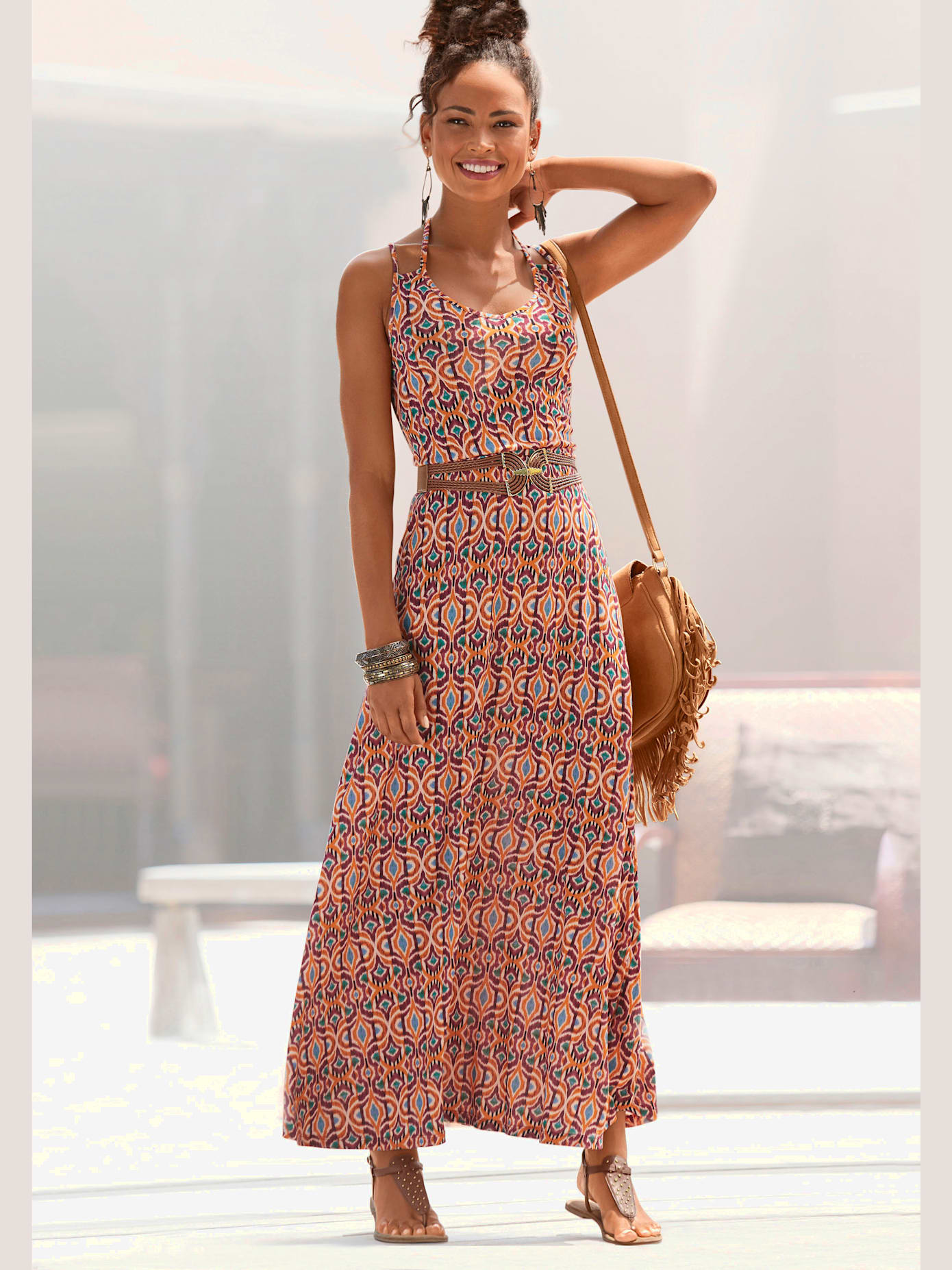 Robe longue encolure en v dégagée