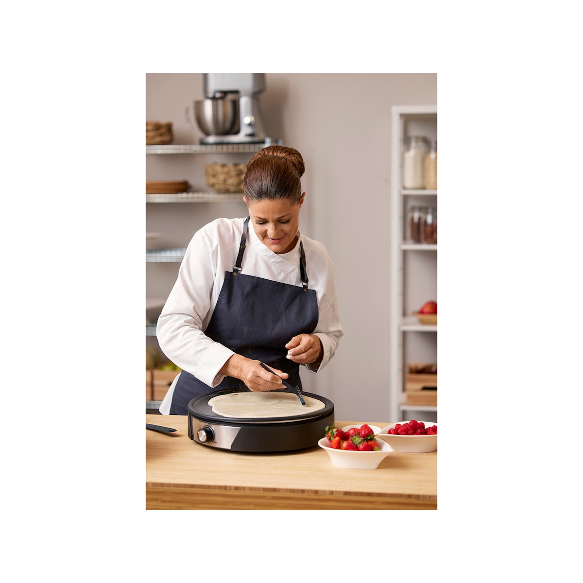 Blomsterbergs Crepe pan Dia. 38 1500 watt Black/Steel
