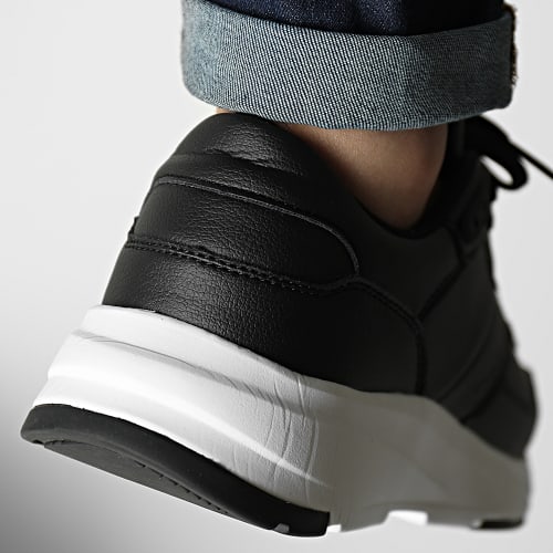 Baskets Low Top Lace Up Vegan 0488 CK Black