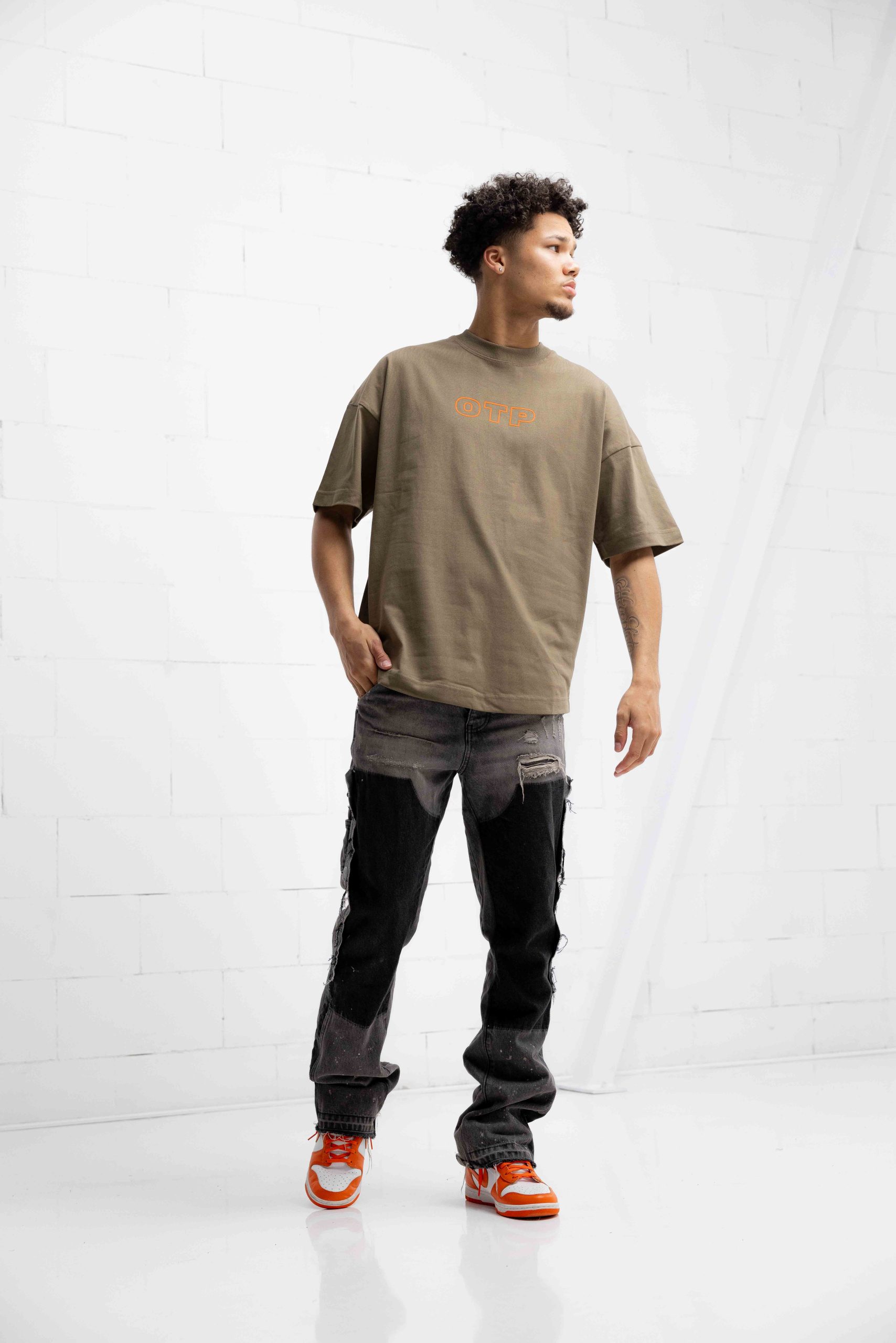 Off The Pitch OTP Oversized T-Shirt Unisex Donkergroen