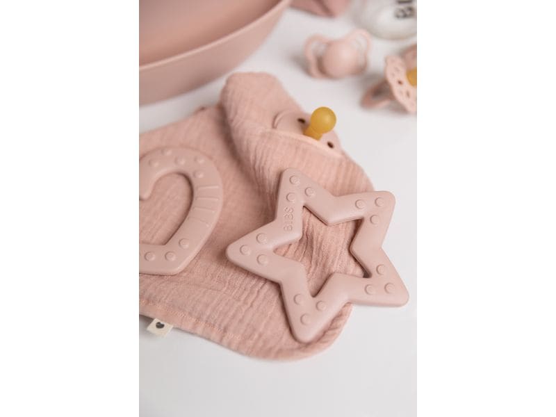 Bibs Beissring Heart Blush Niedlicher Beissring, perfekt für kleine Hände