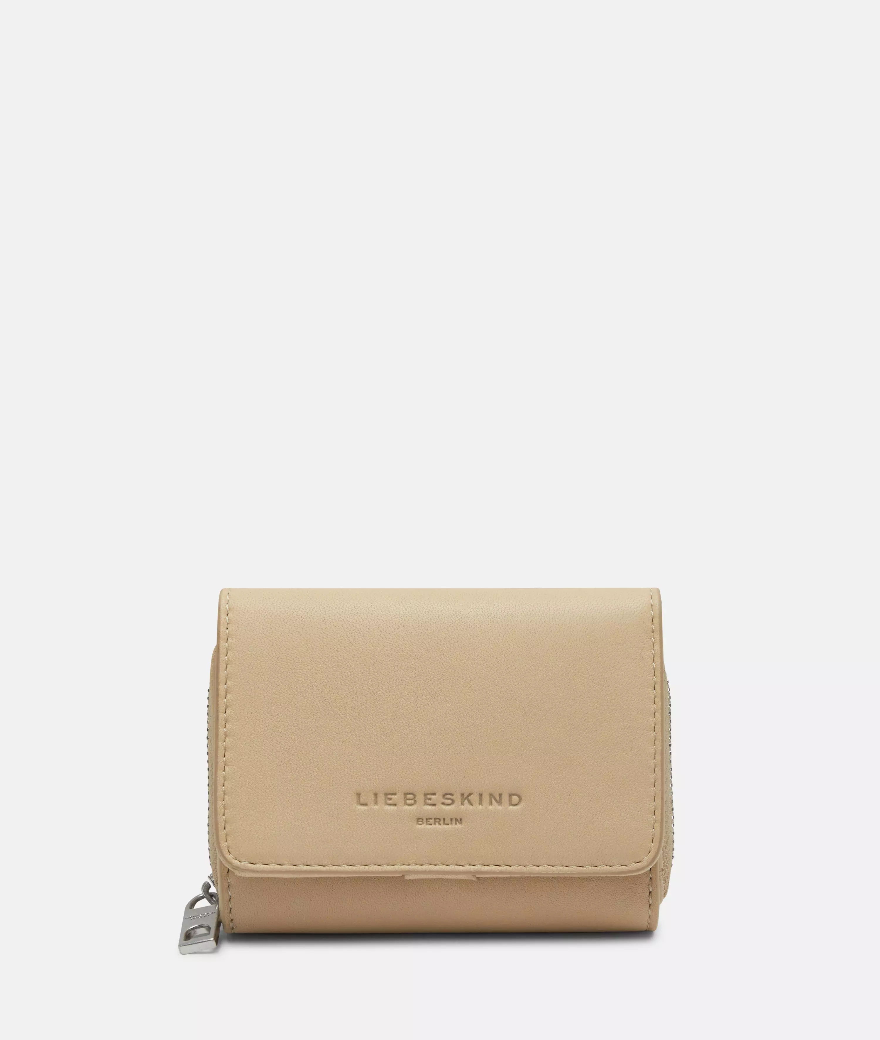 Wallet Spacious wallet made from natural sheepskin
