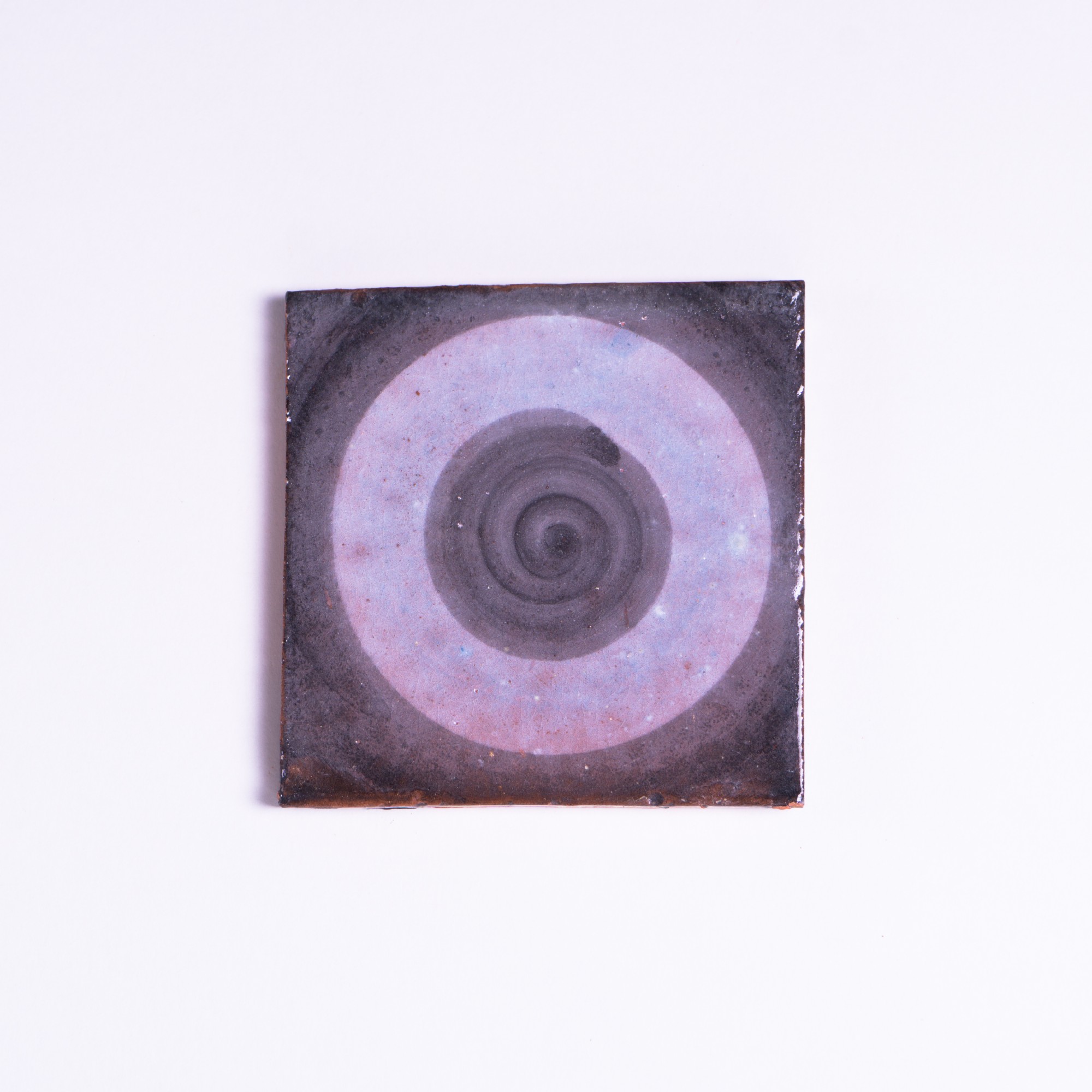 Kachel rond, violett, T 10 cm, B 10 cm, H 1 cm von fischer's lagerhaus