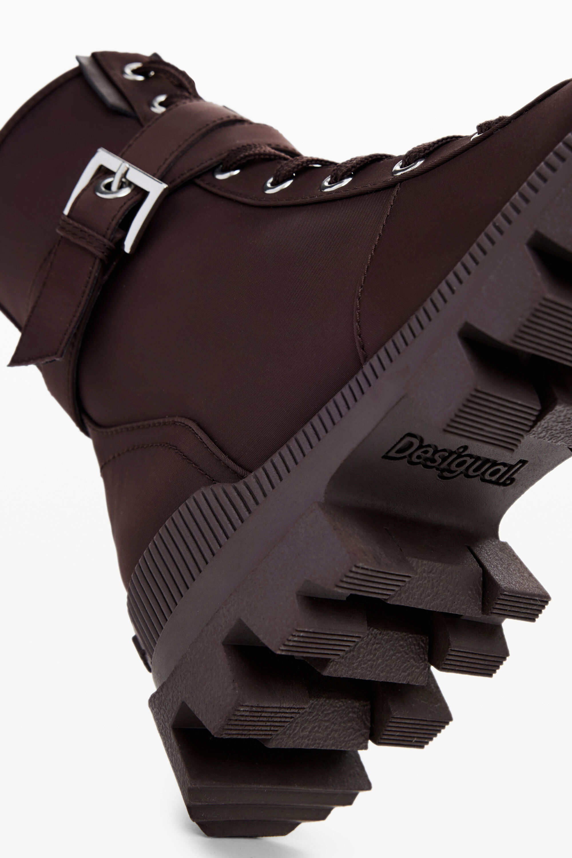 Bota militar