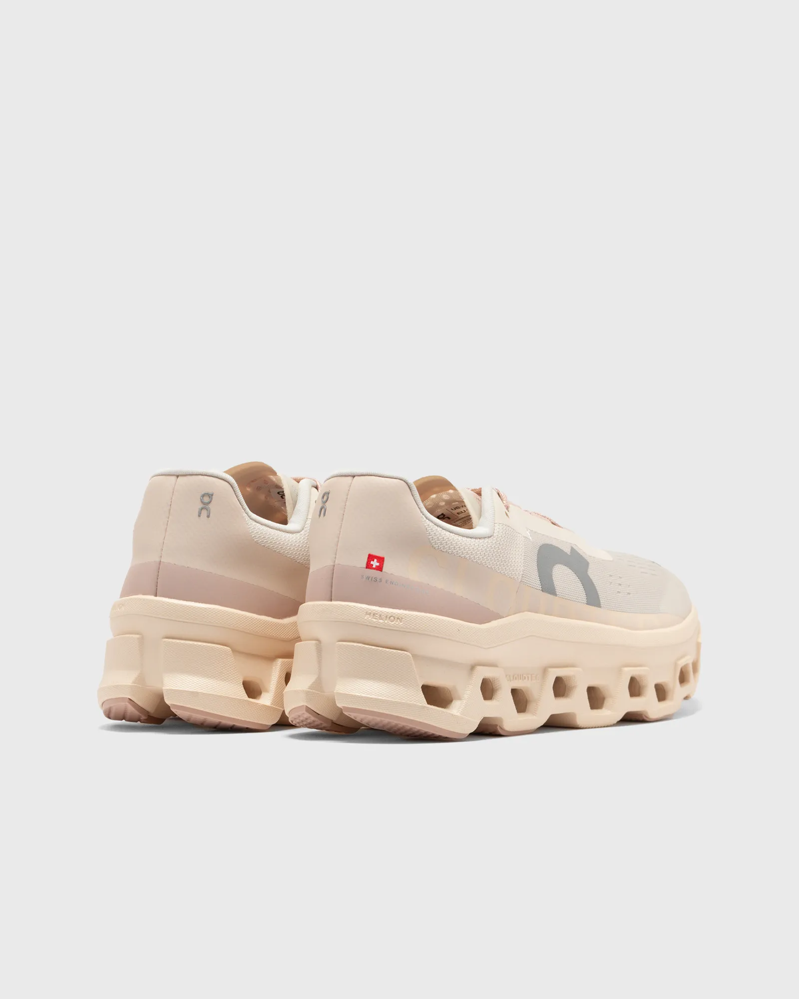 ON Cloudmonster
