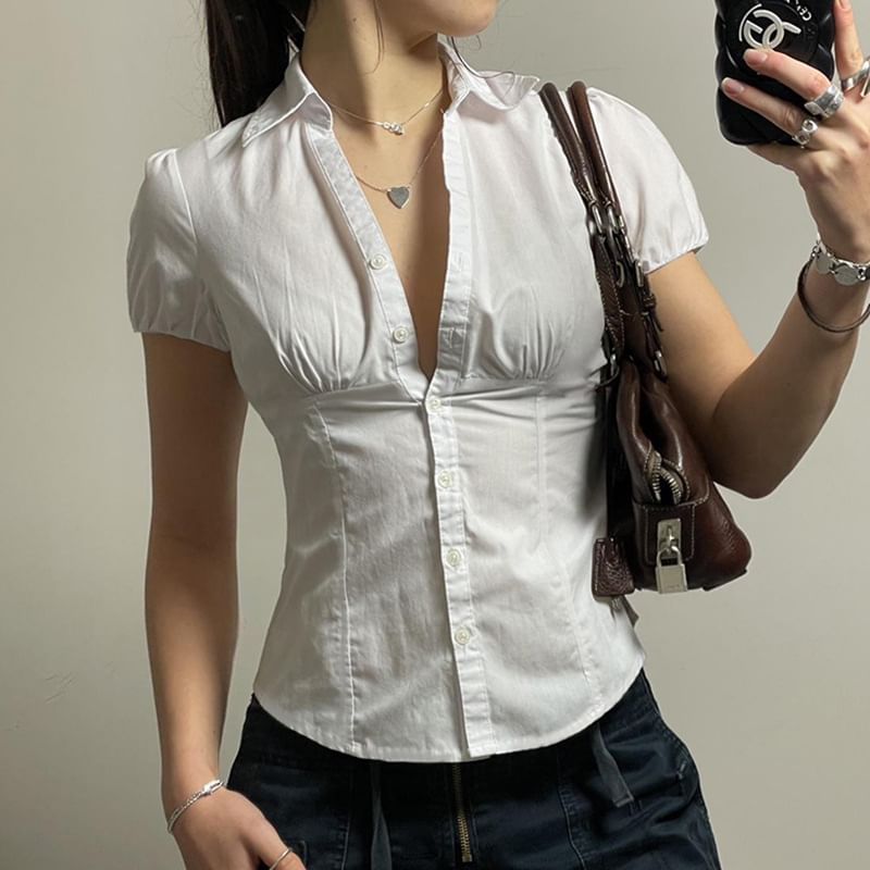 Honet - Kort mouw V-hals effen slim-fit crop shirt