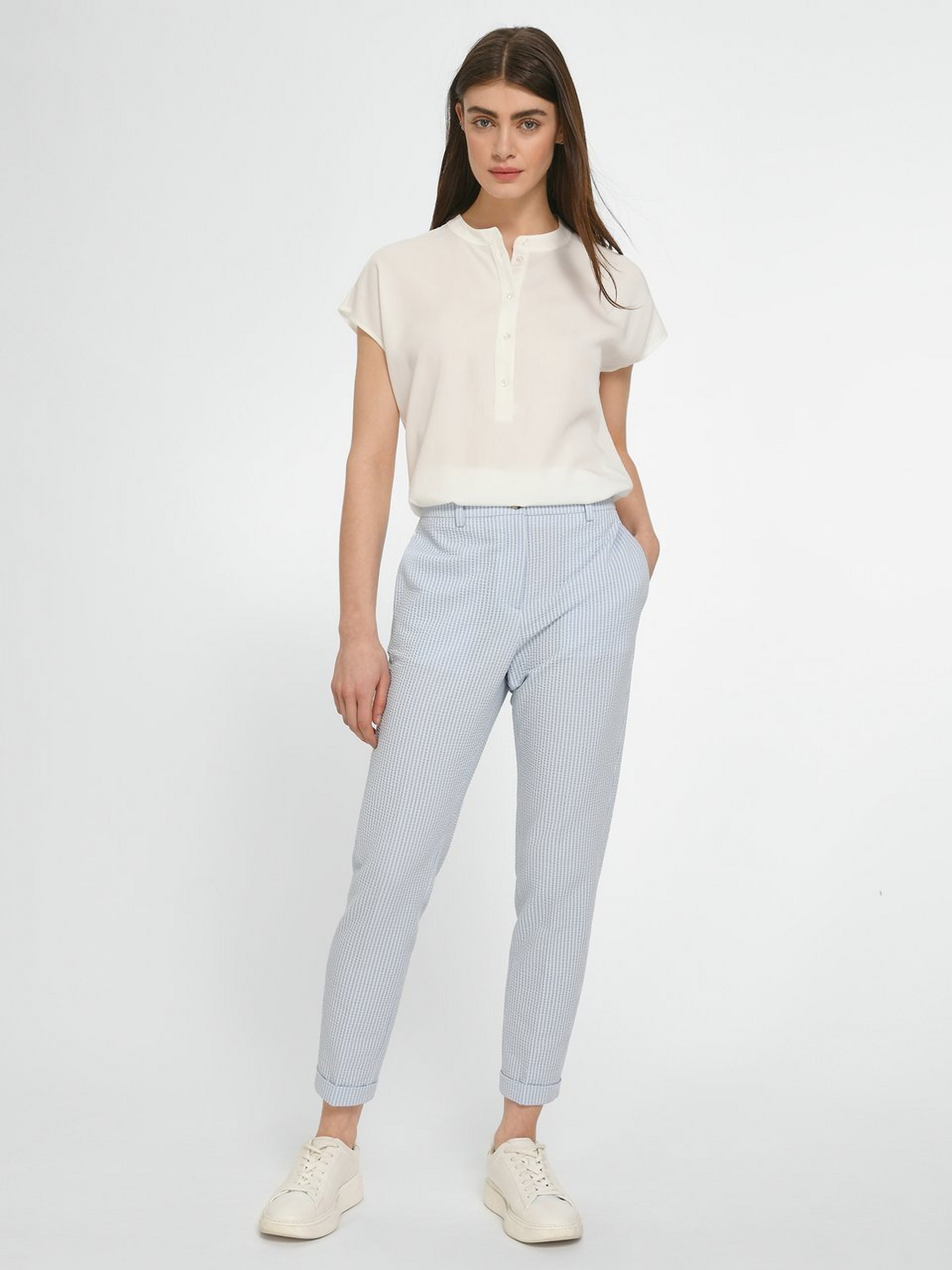 Hose Tachinoa