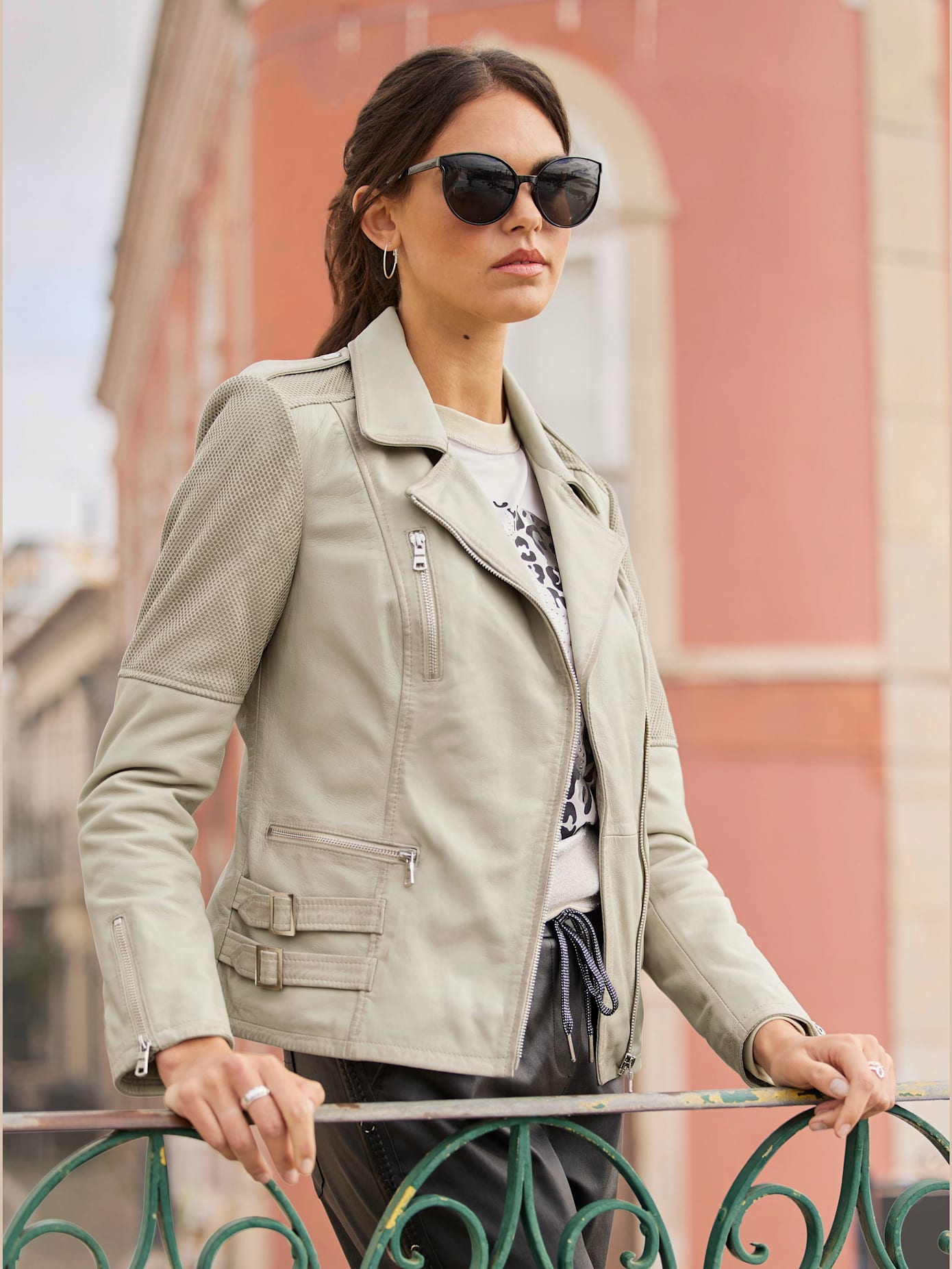 Veste en cuir style motard tendance
