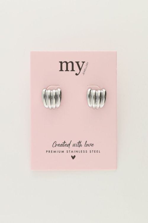 Studs met vier lijnen