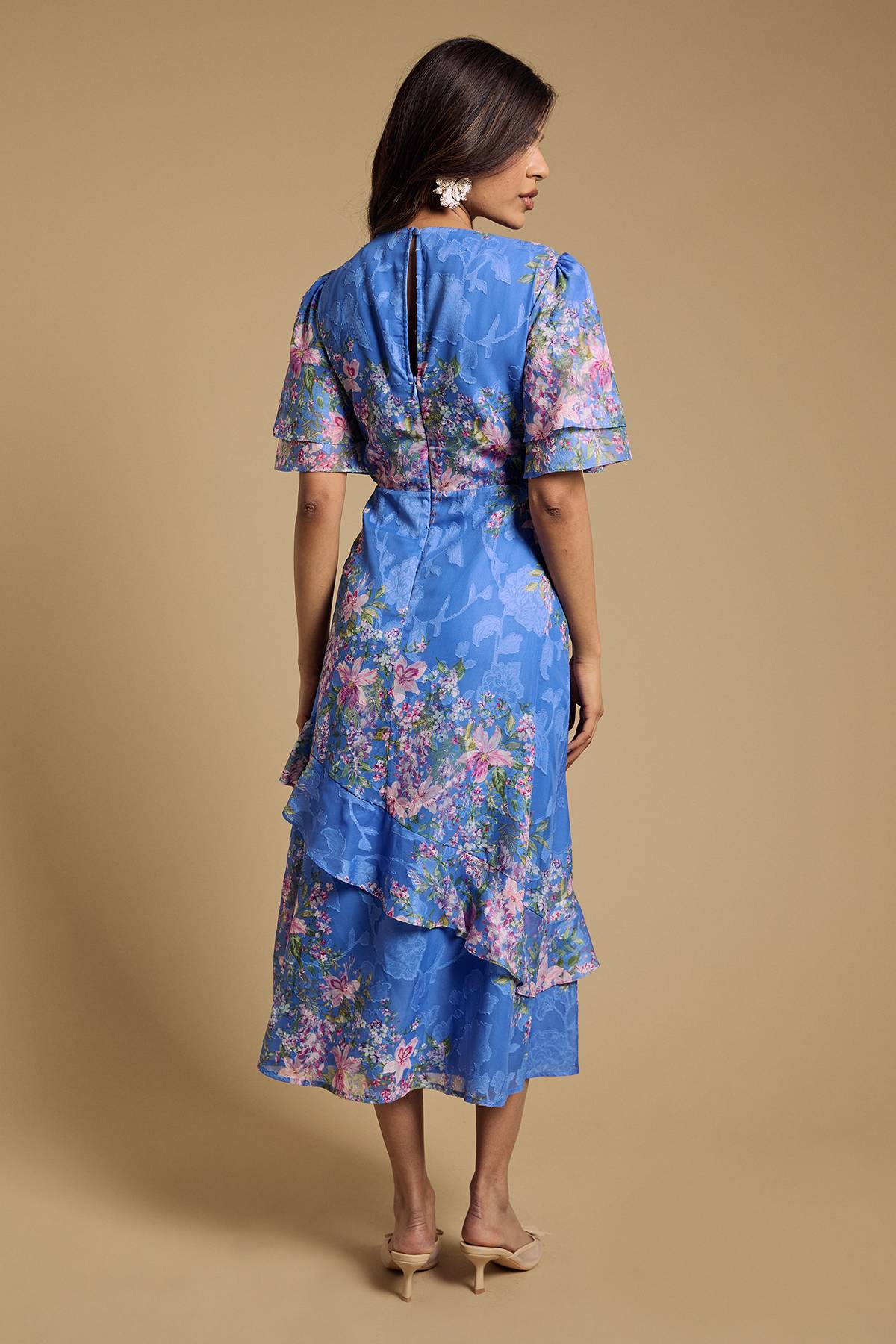 Oasis Robe Midi Satinée à Double Volant et Motif Dévoré
