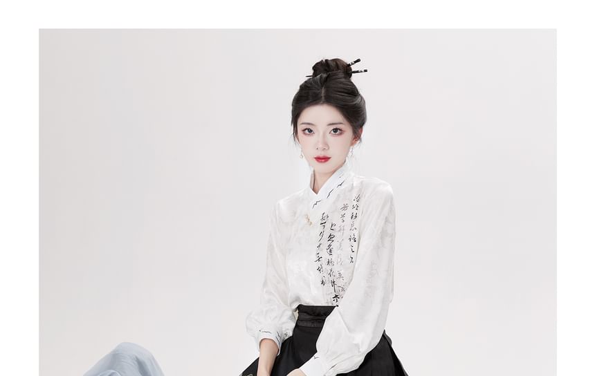 Keiko Girl - Traditioneel Chinees shirt met lange mouwen en print / geplooide rok met hoge taille