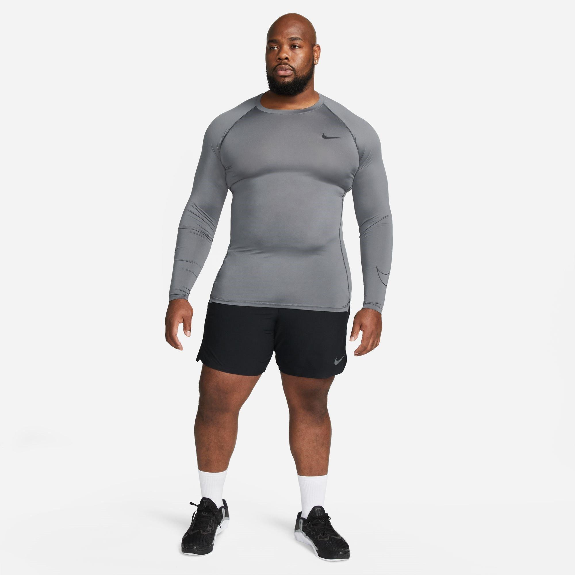 Nike Nike Pro Dri-FIT Men's Tight Fit Long-Sleeve Top