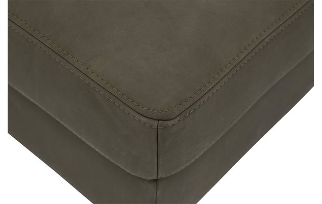 Hocker Jovani