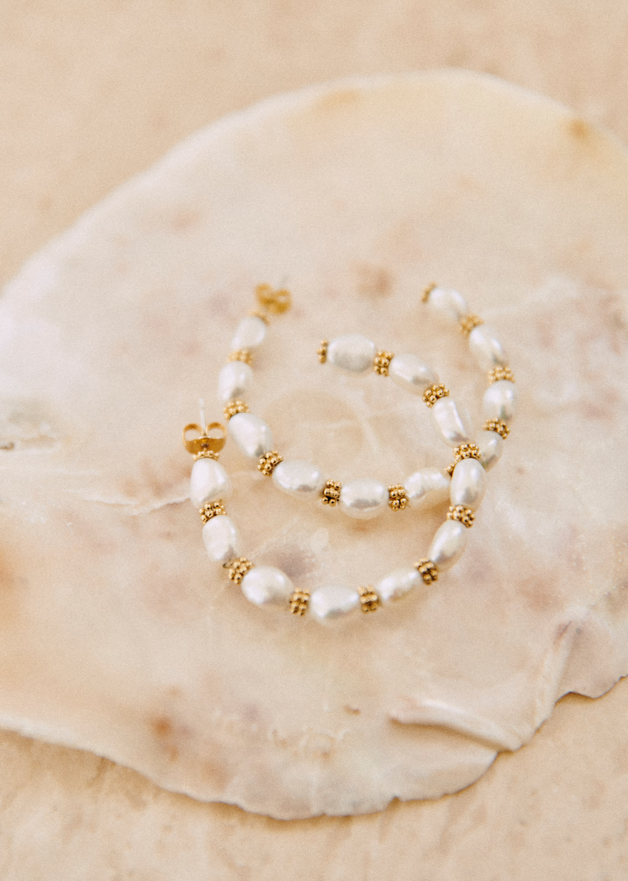 Anneaux Milo - Nacre doré - E-SHOP/BIJOUX Boucles d'Oreilles 5905771