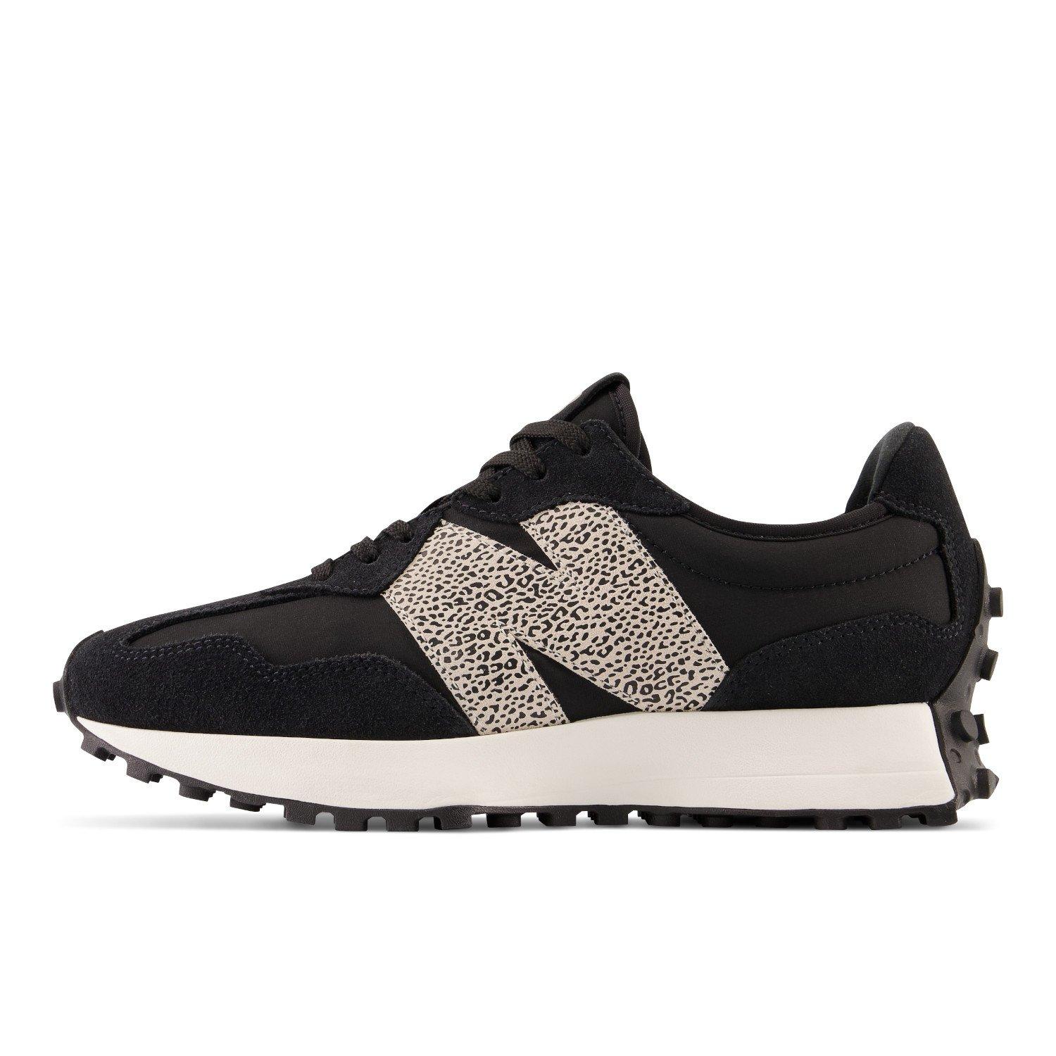 New Balance 327
