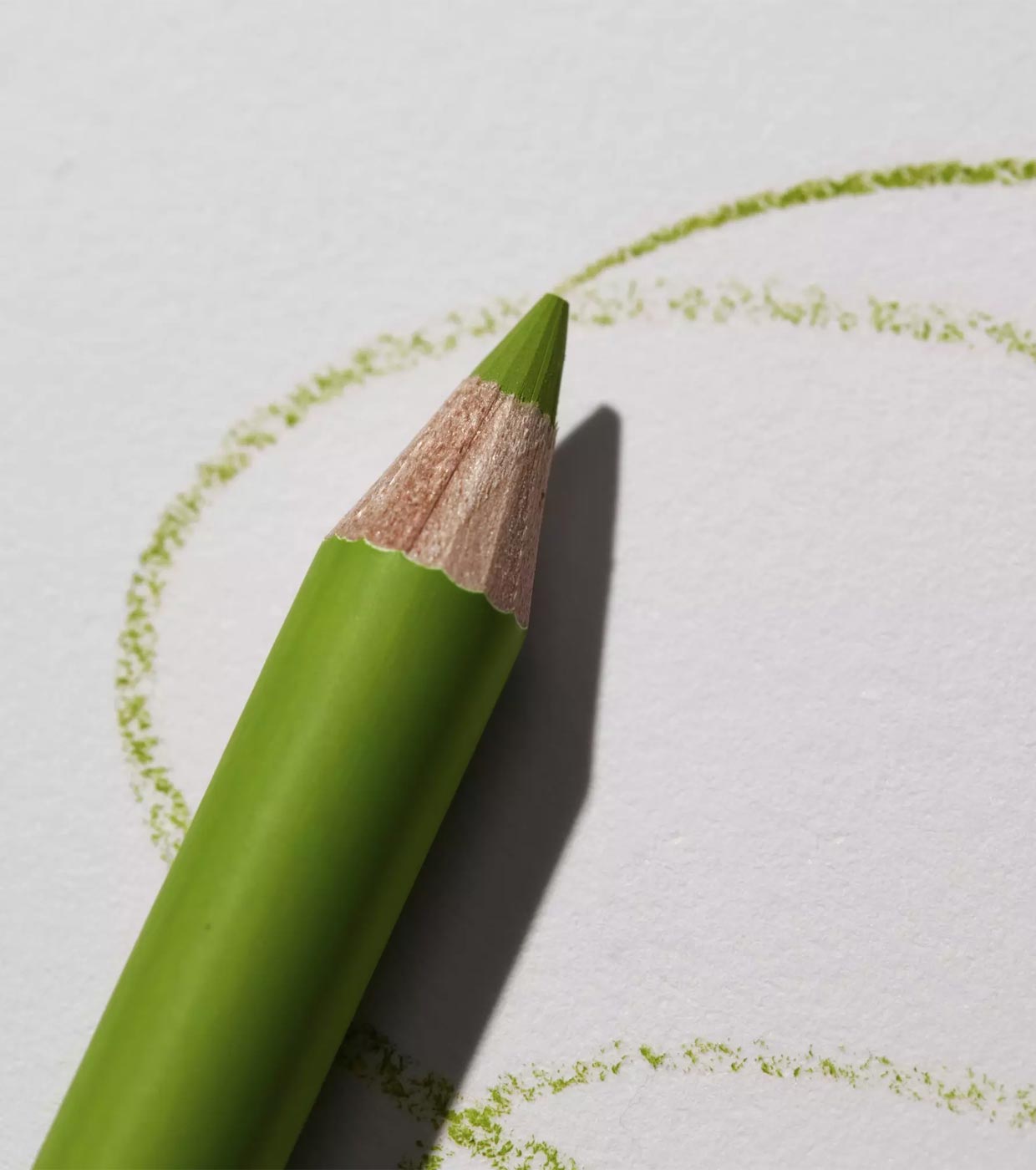 Catrice - Delineador Waterproof Kohl Kajal - 130: Lime Green