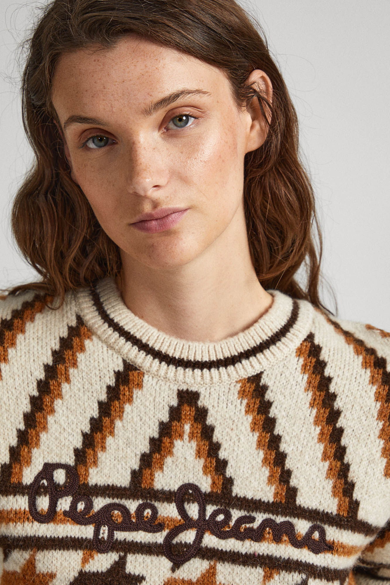 Suéter de gola redonda em jacquard