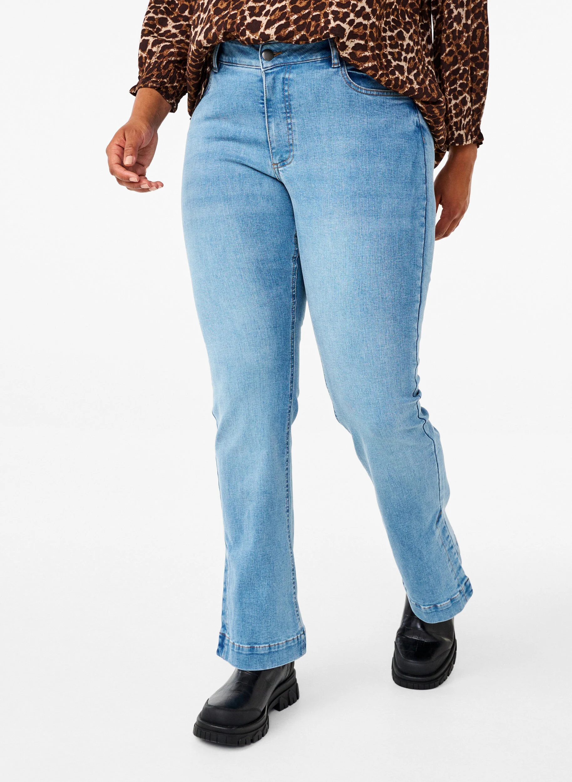 Bootcut jeans med slids