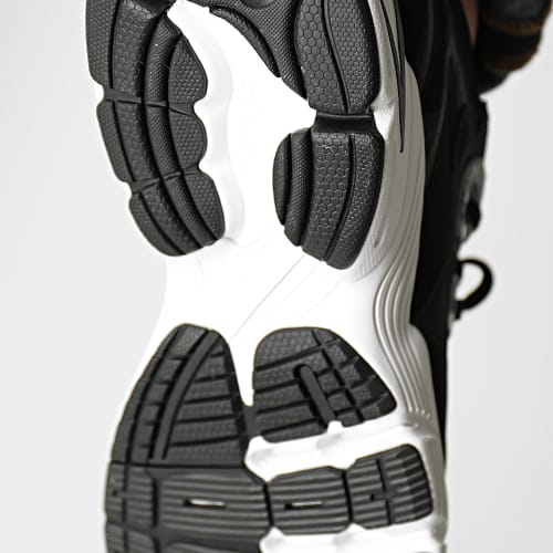 Baskets Astir IE9886 Core Black Footwear White
