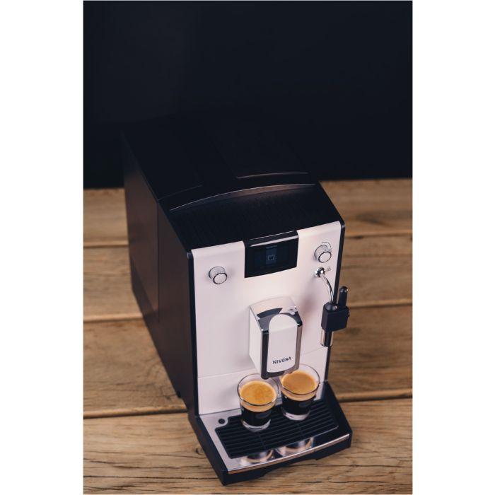 Nivona Kaffeevollautomat CafeRomatica NICR 560 // 1kg Nivona Kaffee gratis