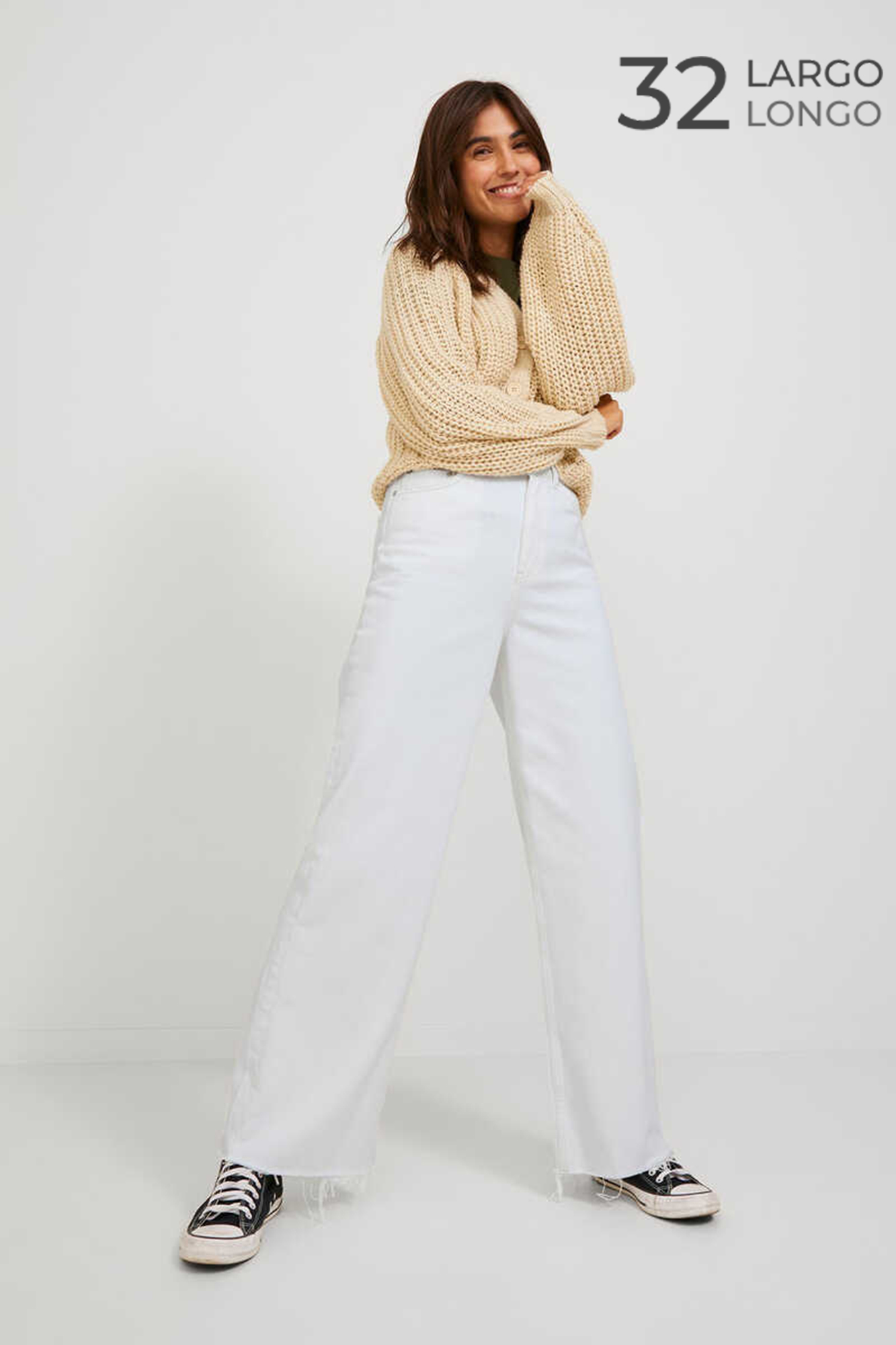calça jeans branca de perna larga