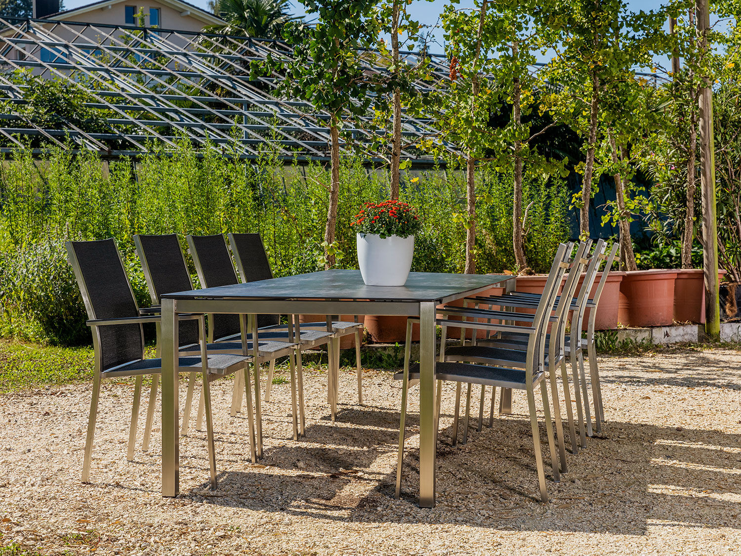 Ausziehbarer Keramik-Gartentisch Zement