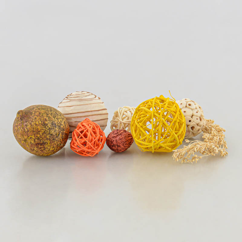 Sachet de décoration boules et fleurs orange