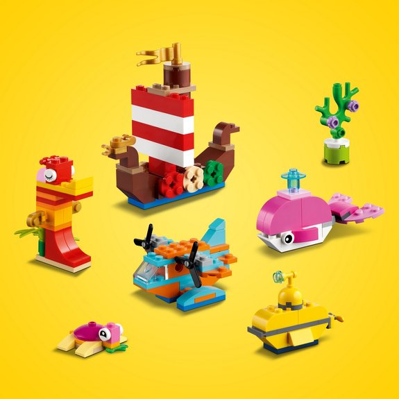 Jeux créatifs dans l’océan LEGO CLASSIC 11018