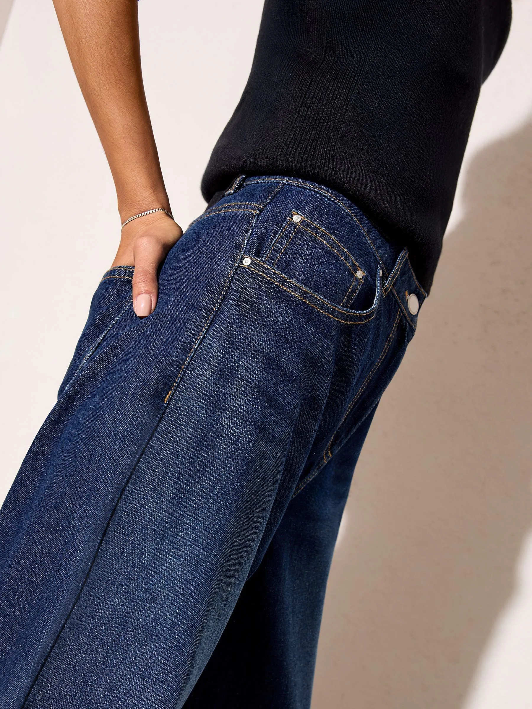 Donkere wassing - Friends Like These X Lucy Mecklenburgh Relaxed Wide Leg Jeans