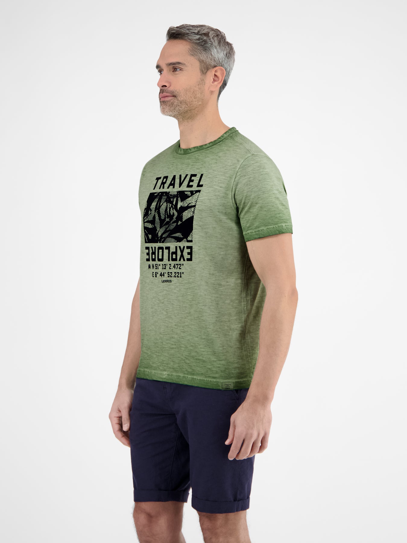 Modisches Herren T-Shirt mit Brustprint