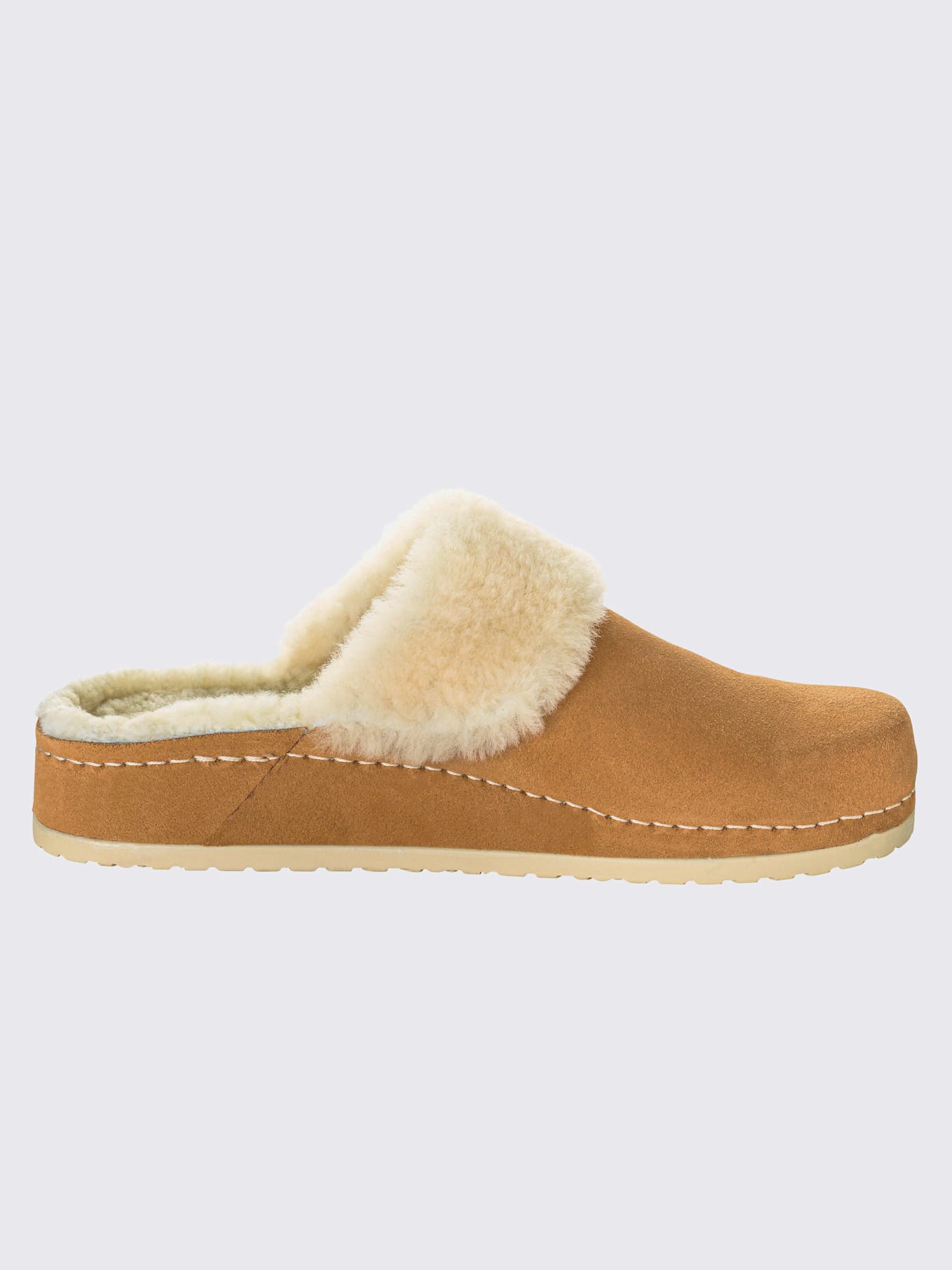 Chaussons cuir velours de vache.