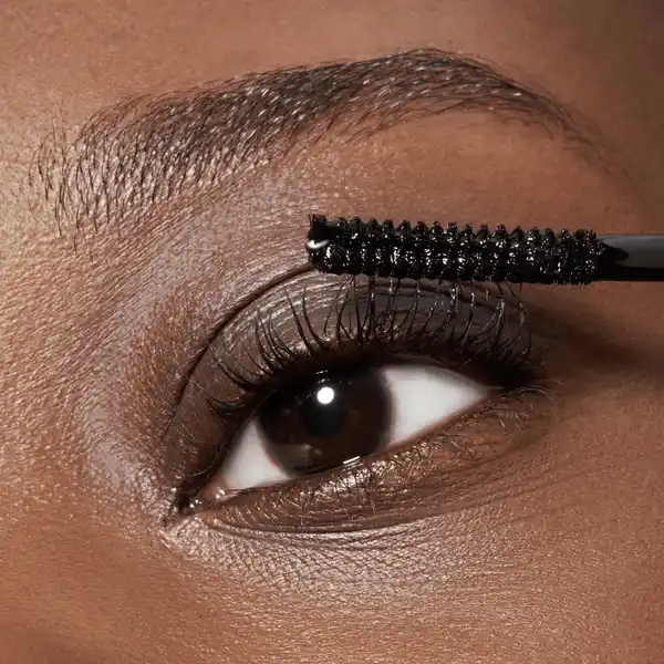 Curl Freeze Lash Styling Gel 010 Milky Black Tint