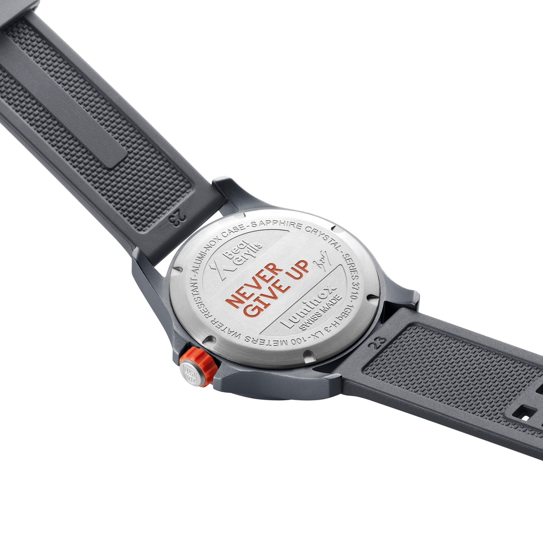 Luminox x Bear Grylls Survival Land Series