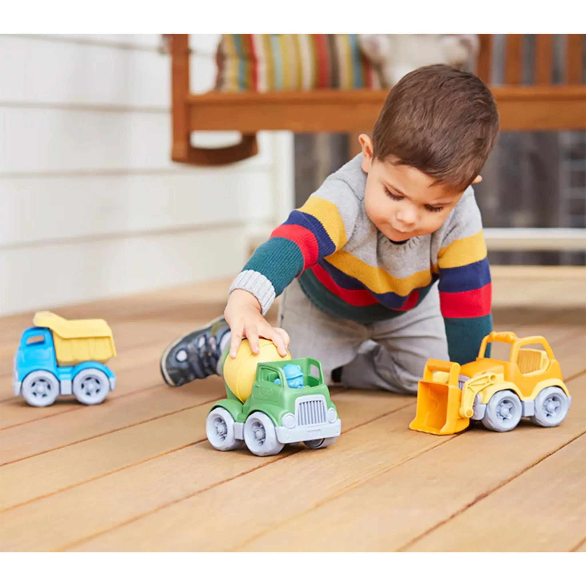 Green Toys Ensemble Camions (3) et Personnages