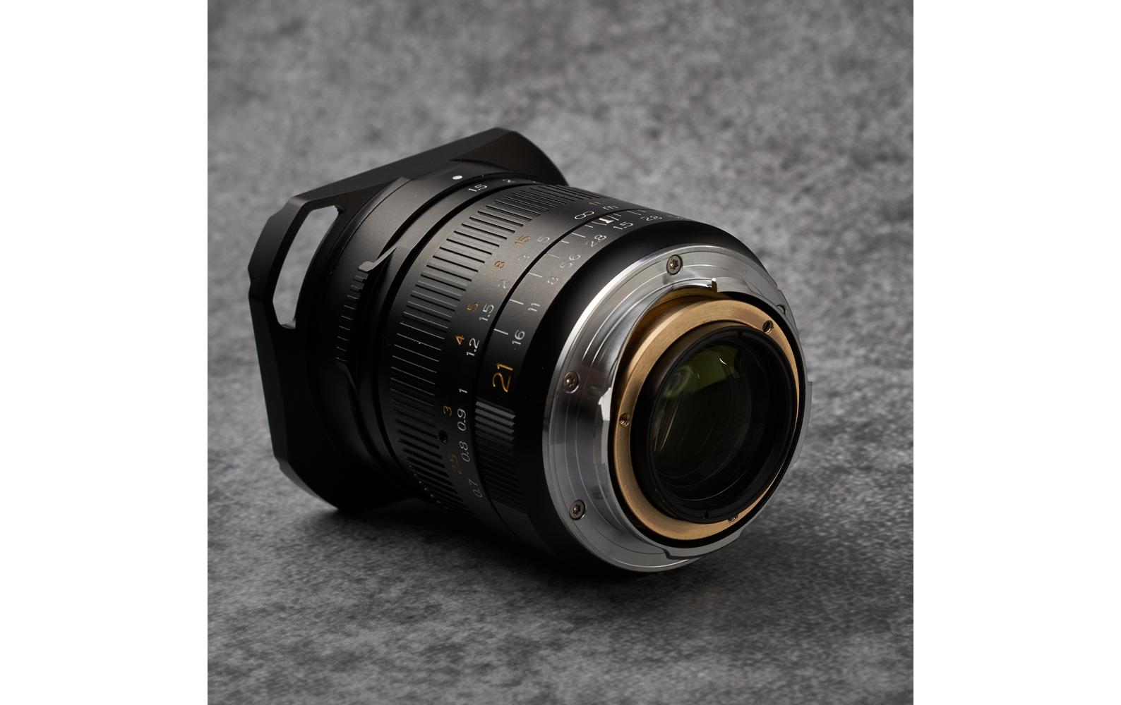 Festbrennweite 21mm F/1.5 – Leica M<br>Festbrennweite mit manuellem Fokus