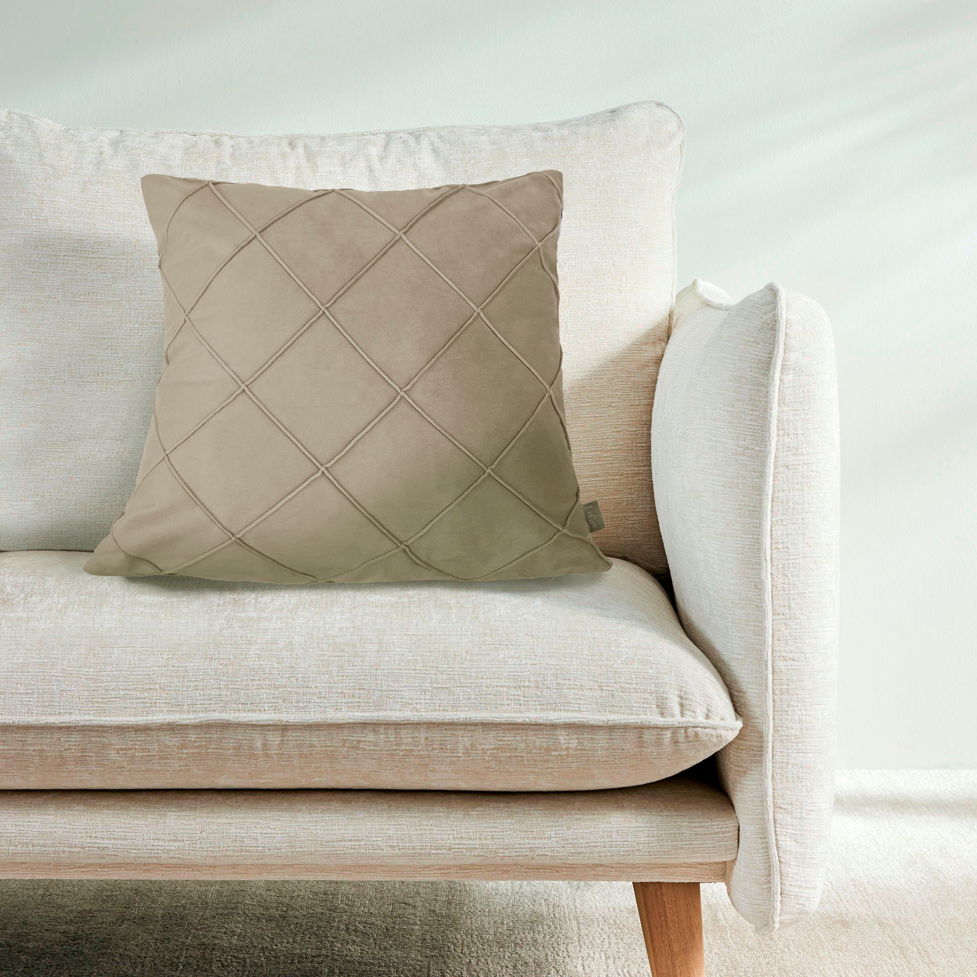 LeGer Home by Lena Gercke Dekokissen »Samt Ladina Mit Biesen« Kissenhülle o. Füllung, 1 Stk 50x50 - Bestseller mit 5 Sternebewertung