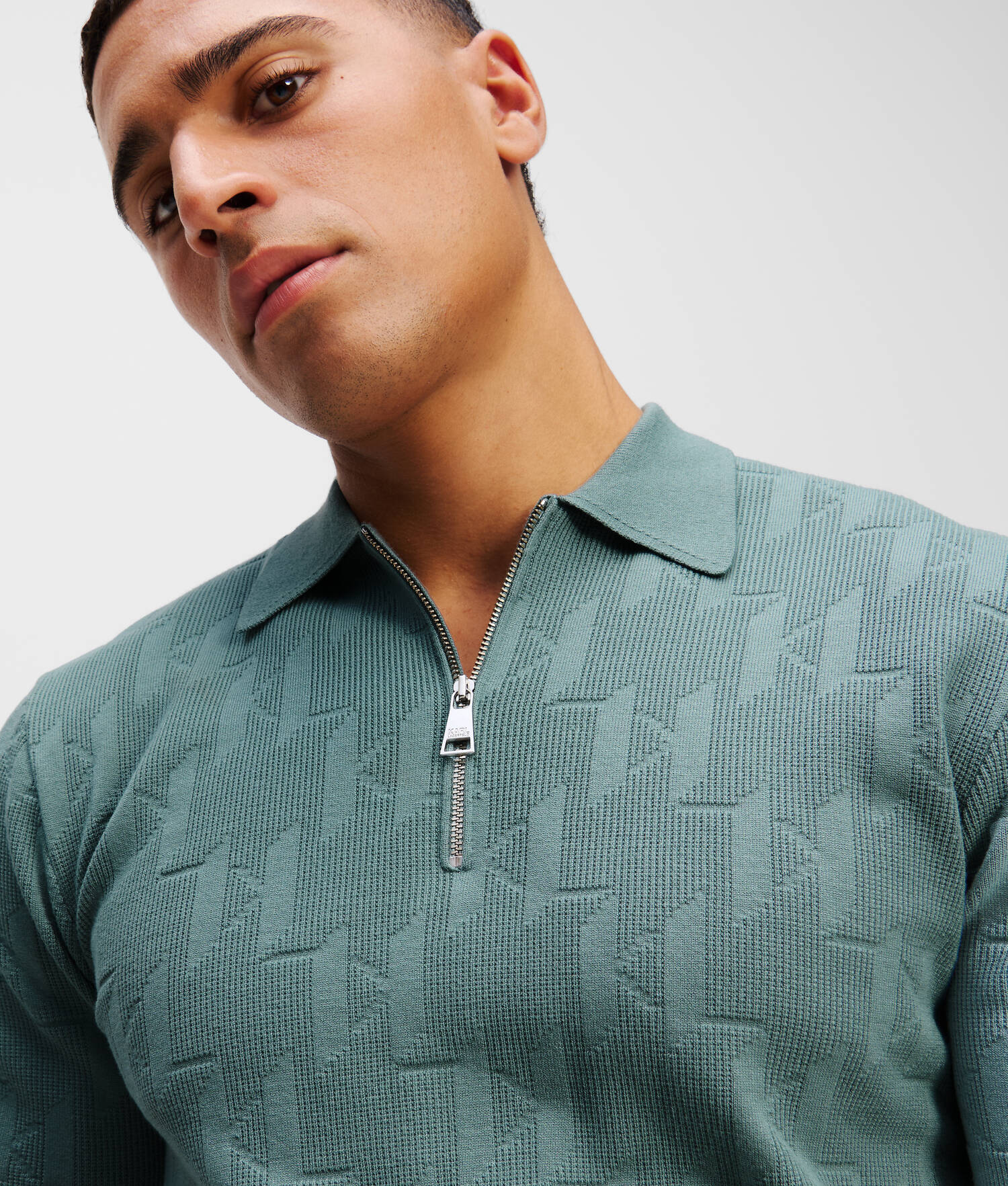 POLO ZIPPÉ KL MONOGRAM