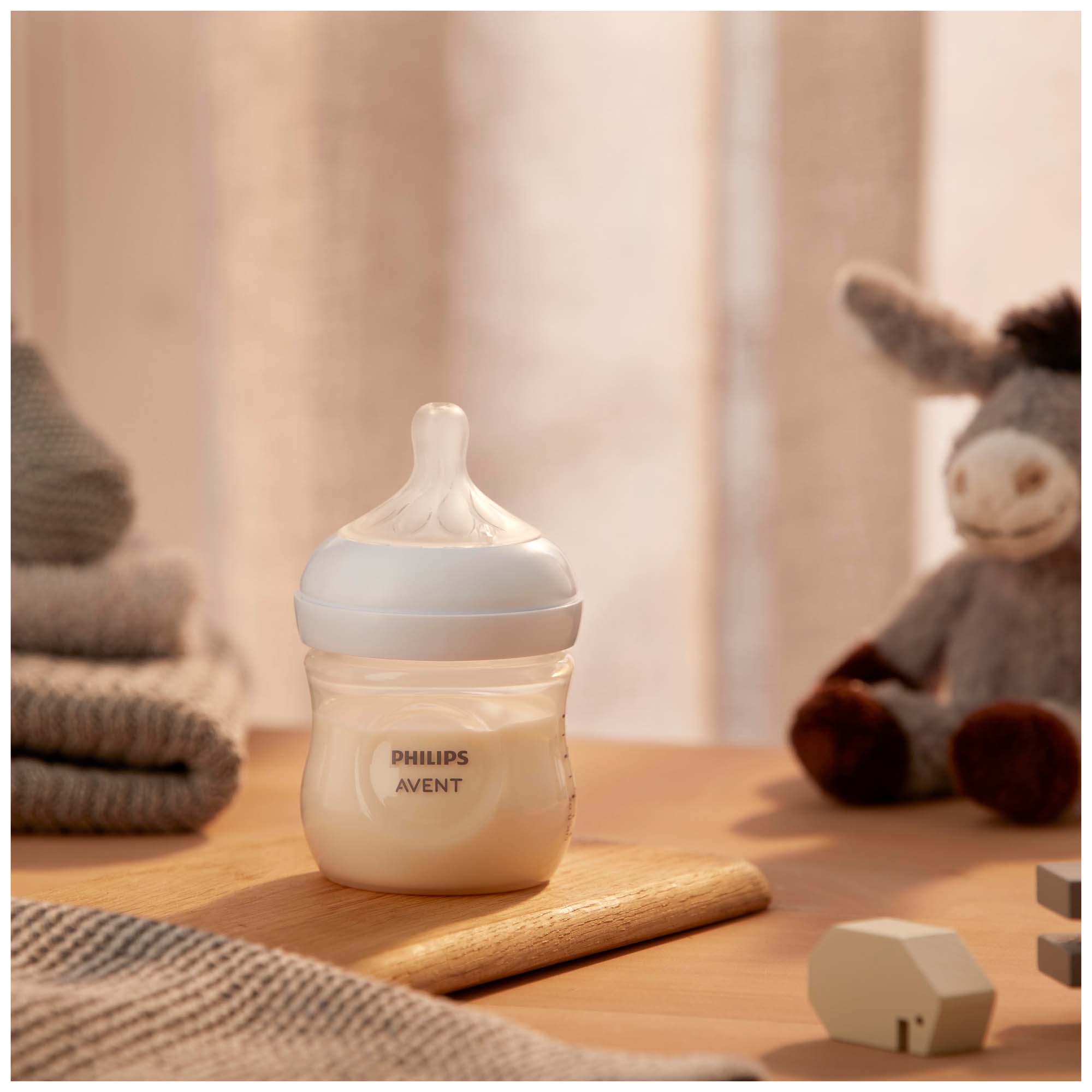Philips Avent Natural Flesspeen 1M+ transparant