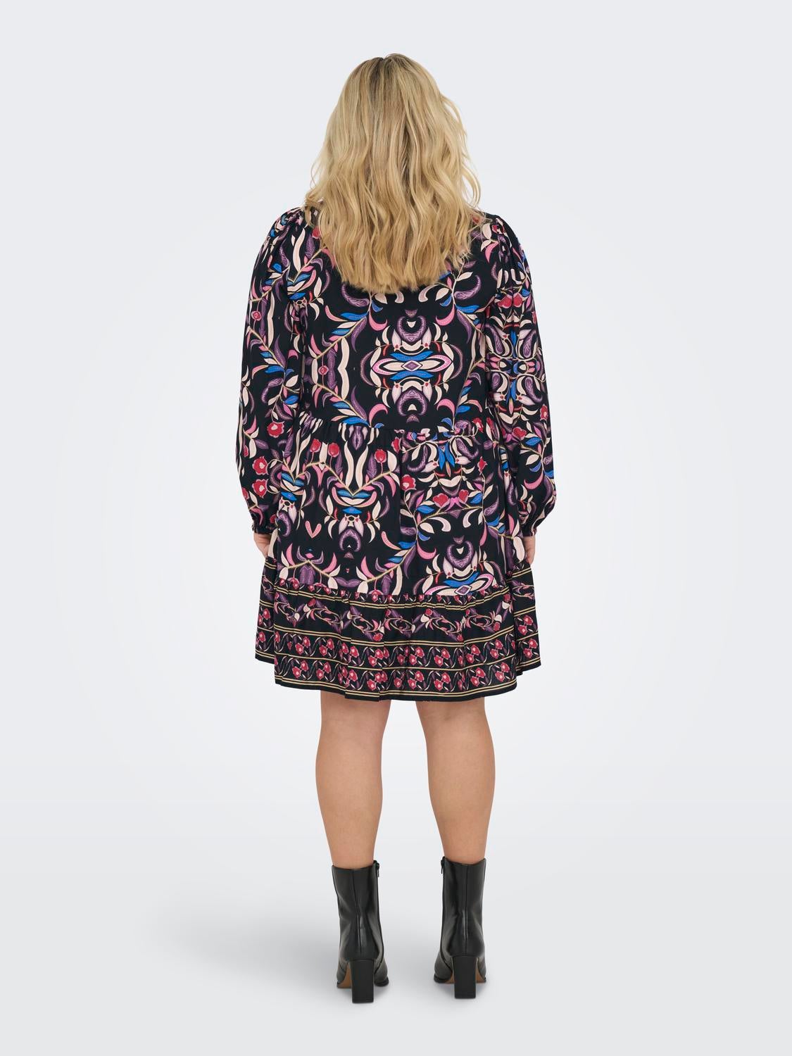 CARNOLANA Kurzes Kleid Black