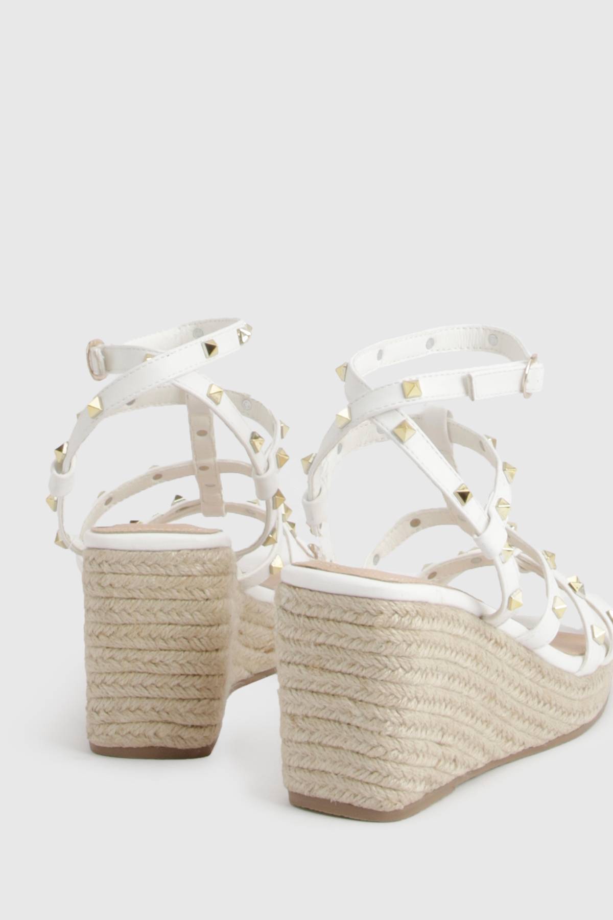 boohoo Sandales Compensées Style Gladiateur À Clous