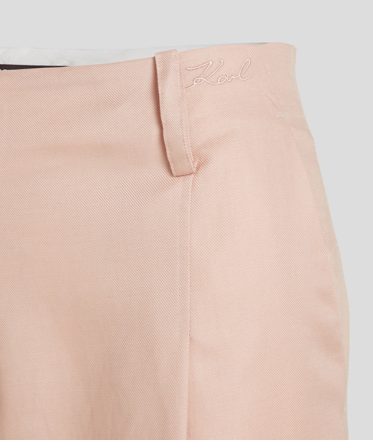 PANTALON LARGE À TAILLE HAUTE