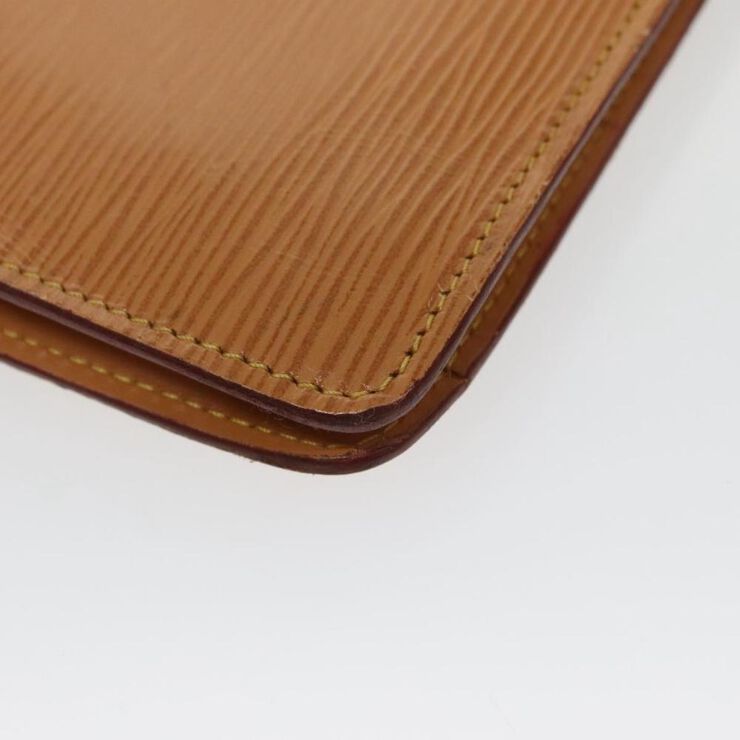 Louis Vuitton Vintage Louis Vuitton Montaigne Beige
