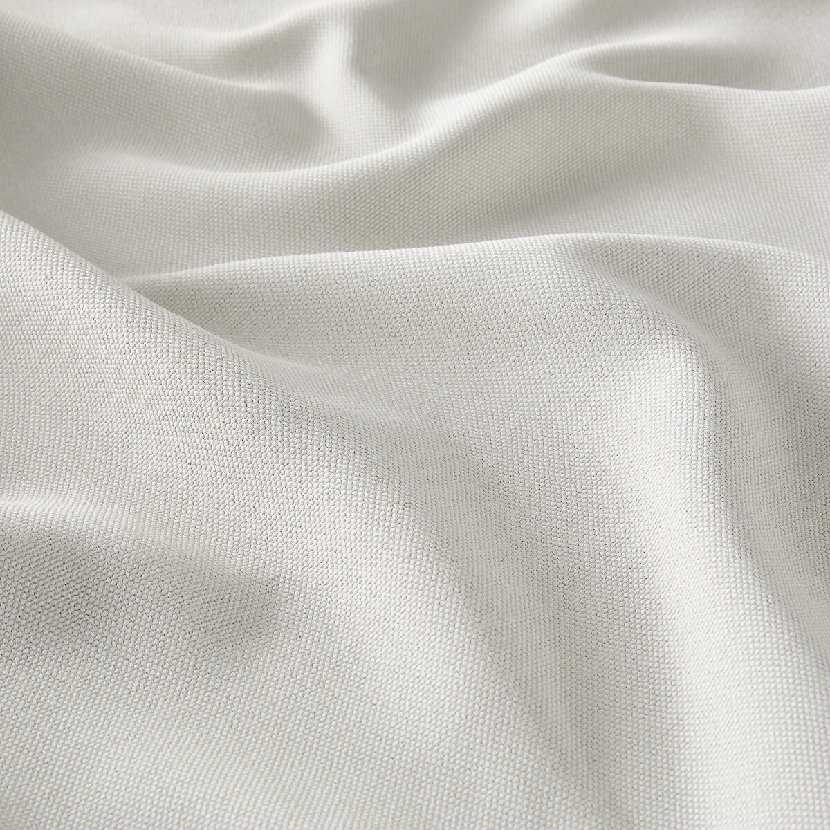 LA REDOUTE INTERIEURS<br>Cortina blackout Exurie com ilhós