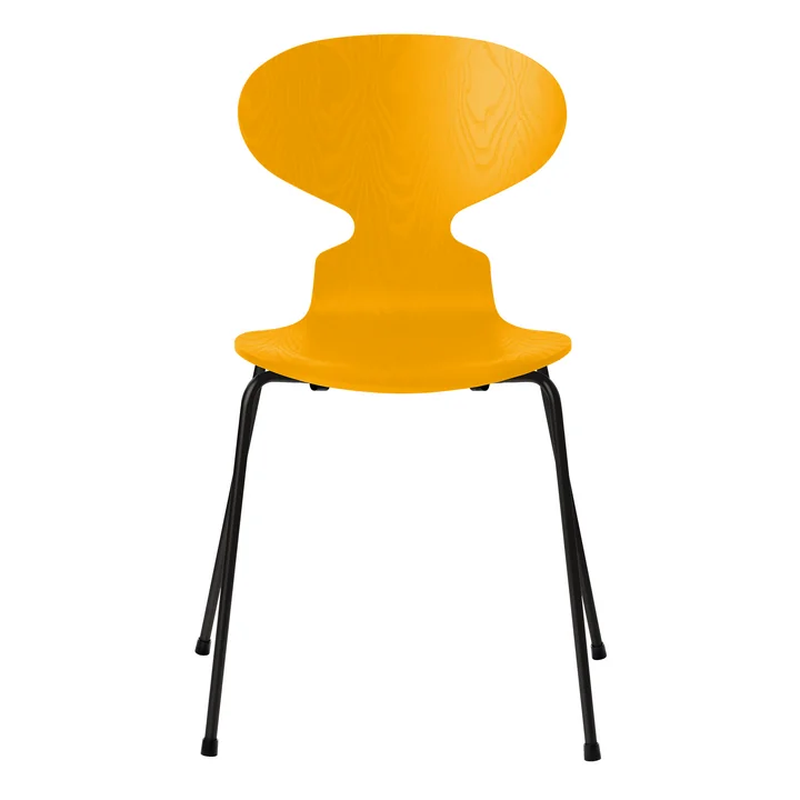 Fritz Hansen - Die Ameise Stuhl, Esche true yellow gefärbt / Gestell schwarz