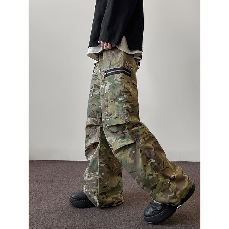 Freehop - Mid Rise Camo Print Cargobroek met Wijde Pijpen